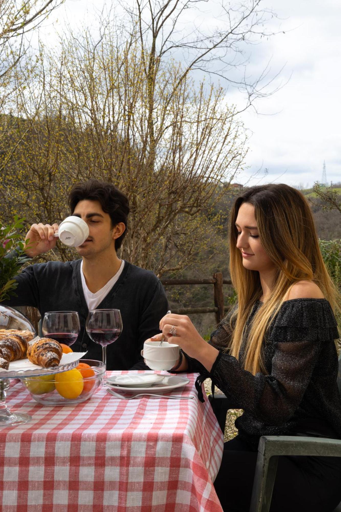 Podere Riosto Cantina&Agriturismo Pianoro Eksteriør billede