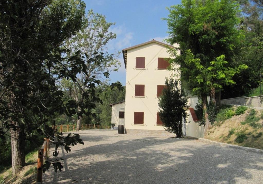 Podere Riosto Cantina&Agriturismo Pianoro Eksteriør billede